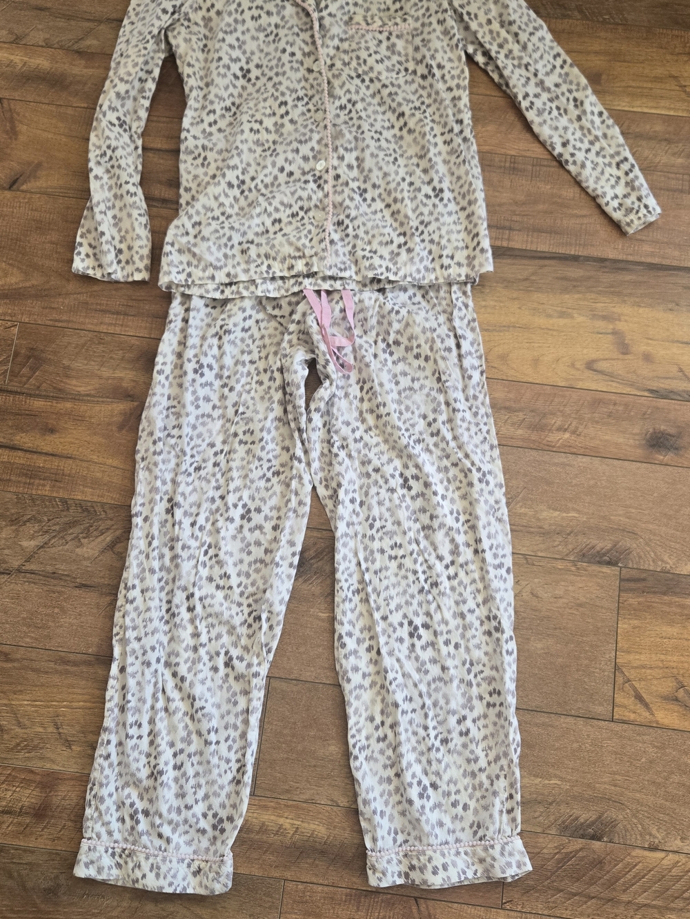 Victoria's Secret Cream and Pink  Print Pajama Set 100% Cotton